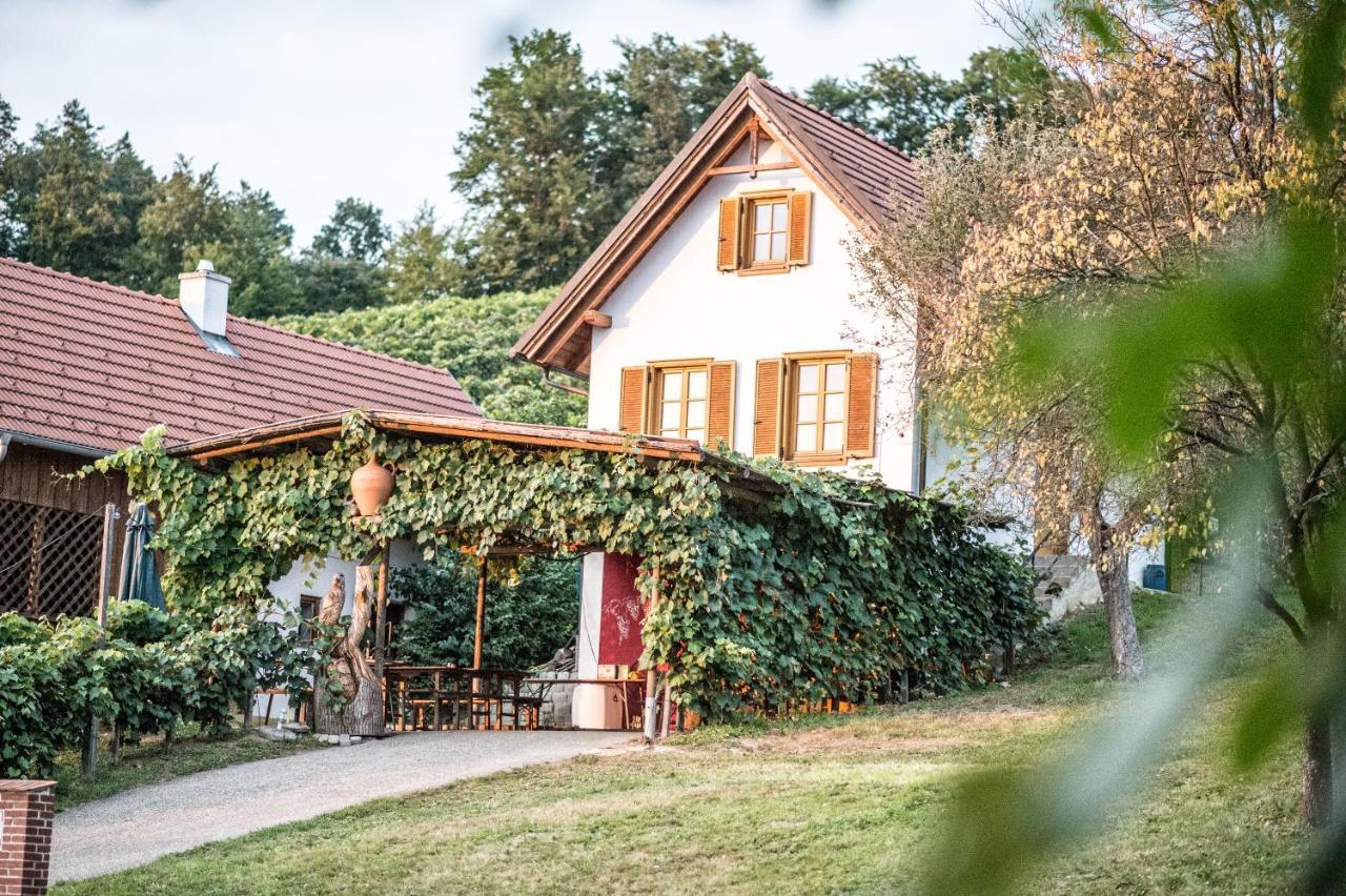 Wiener Kellerstoeckl - Das 13Er Villa Eltendorf Luaran gambar